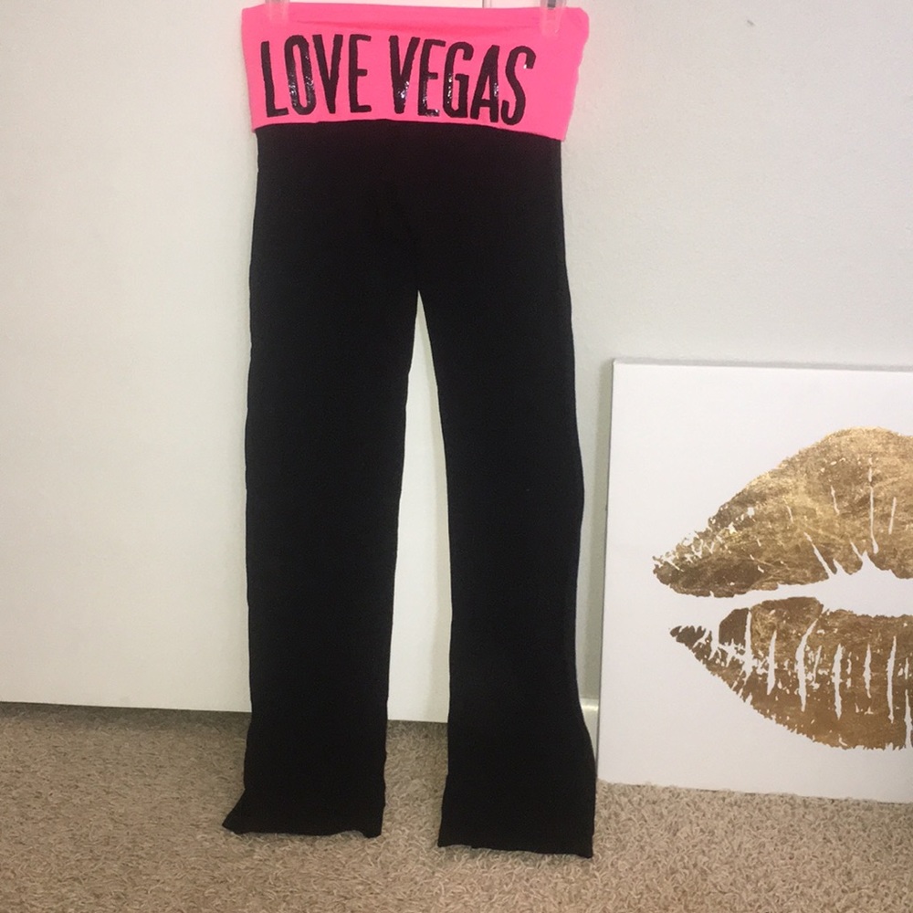 las vegas love vegas yoga pants